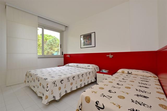 APT. 5H - 3+2
