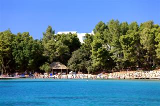 Crvena Luka Hotel & Resort