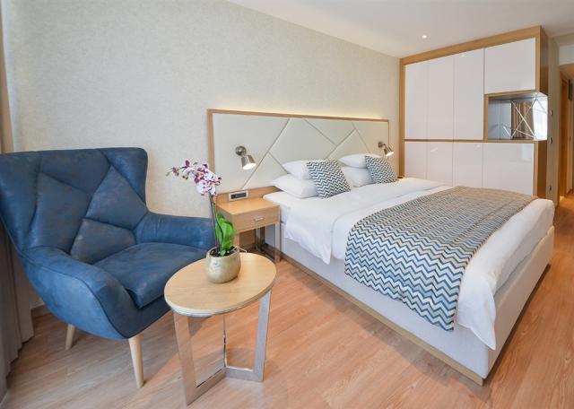Hotel MEDITERAN-Bećići, Čierna Hora - Budvanska riviéra - Bečić