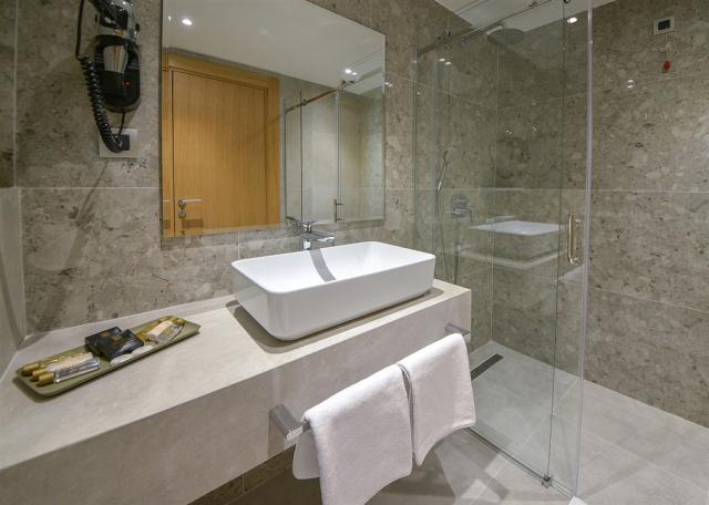 Hotel MEDITERAN-Bećići, Čierna Hora - Budvanska riviéra - Bečić