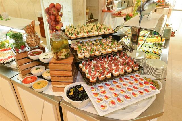 Hotel MEDITERAN-Bećići, Čierna Hora - Budvanska riviéra - Bečić