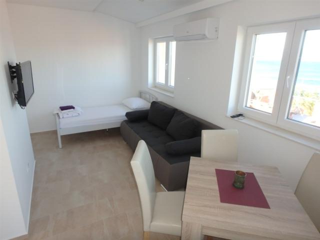 apartmán - Apt. 3+1 II. poschodie
