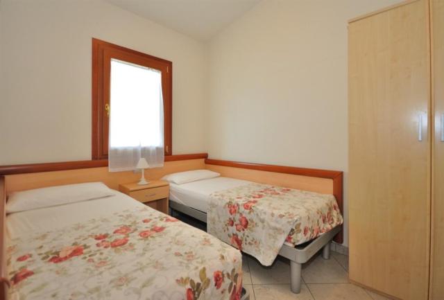 APT. 5+1 C