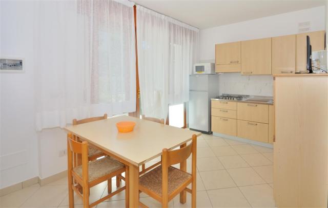 APT. 3+2 B