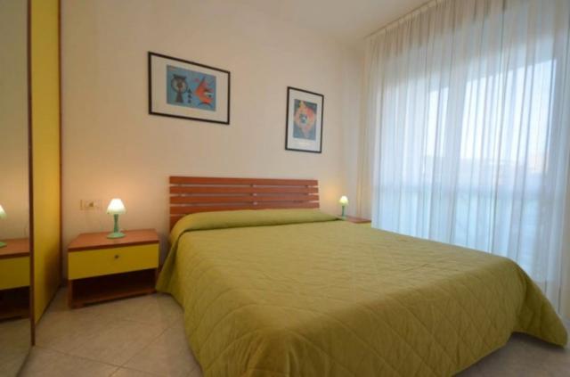 APT. 4+2 C2-6