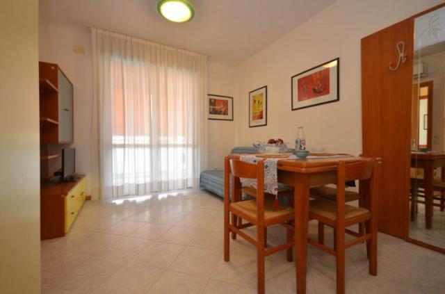 APT. 4+2 C2-6