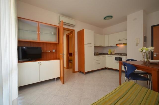 APT. 4+2 C1-6