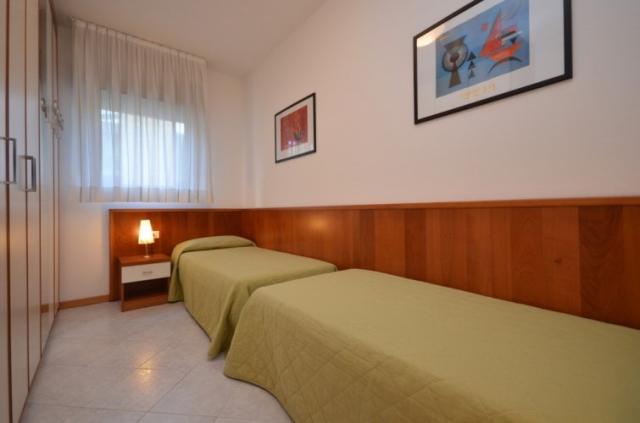 APT. 4+2 C1-6