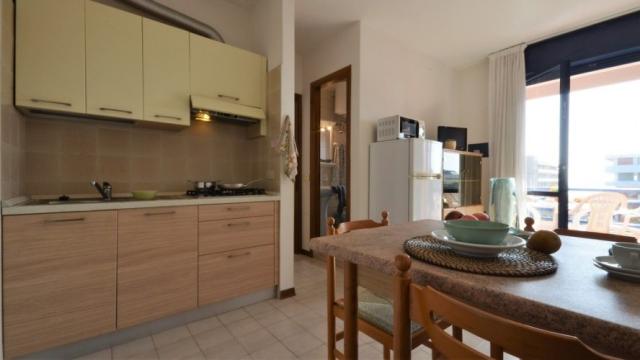 APT. 3+2 B-5