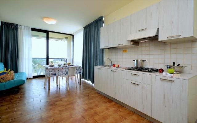 APT. 4+2 C-6