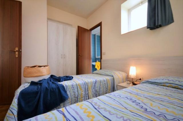APT. 4+2 C-6