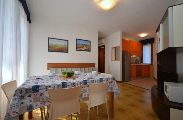 APT. 4+2 C-6