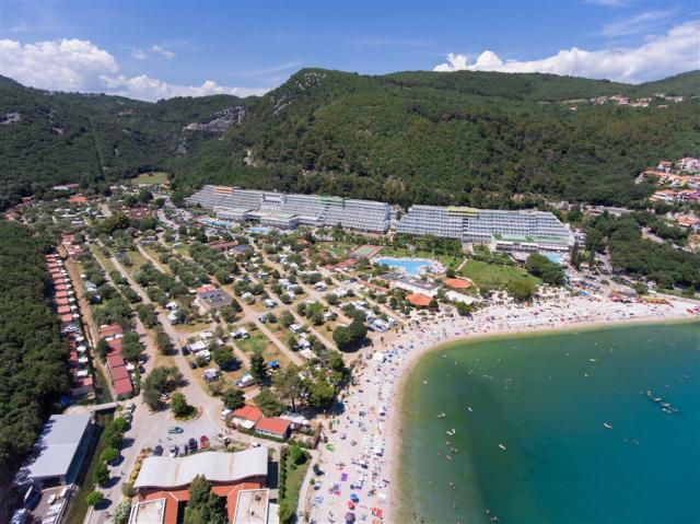Mobilné domčeky RABAC s polpenziou - kemp Oliva, Rabac