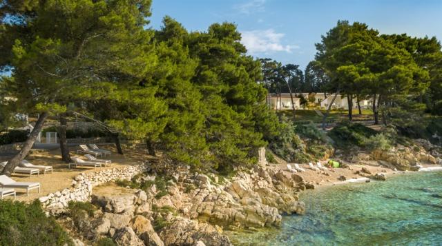 Hotel a vily VALAMAR CAROLINA, Suha Punta - pláž