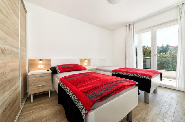 Vila BUZOV, Chorvátsko - Severná Dalmácia - Vodice - Srima, zob