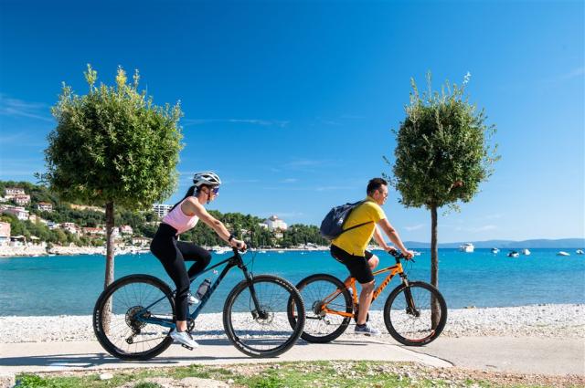 Hotel MIMOSA / LIDO PALACE, Rabac - pláž