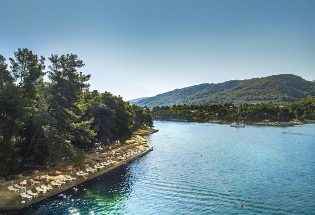 Stari Grad - pláž