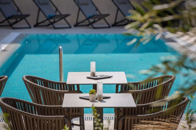 Hotel NOEMIA, Baška Voda