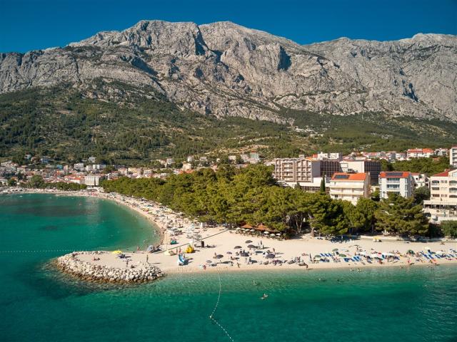 Baška Voda - pláž