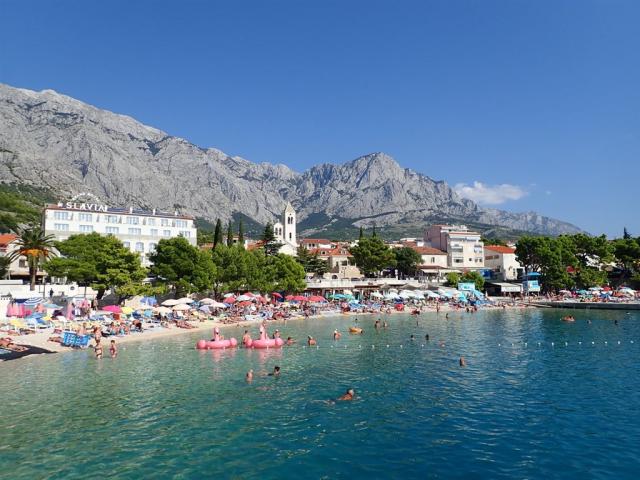 Baška Voda - pláž
