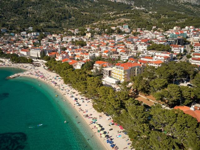 Baška Voda - pláž