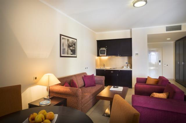 APT. 2+2 SU SW