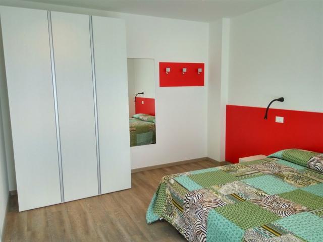 APT. 4+2 CX