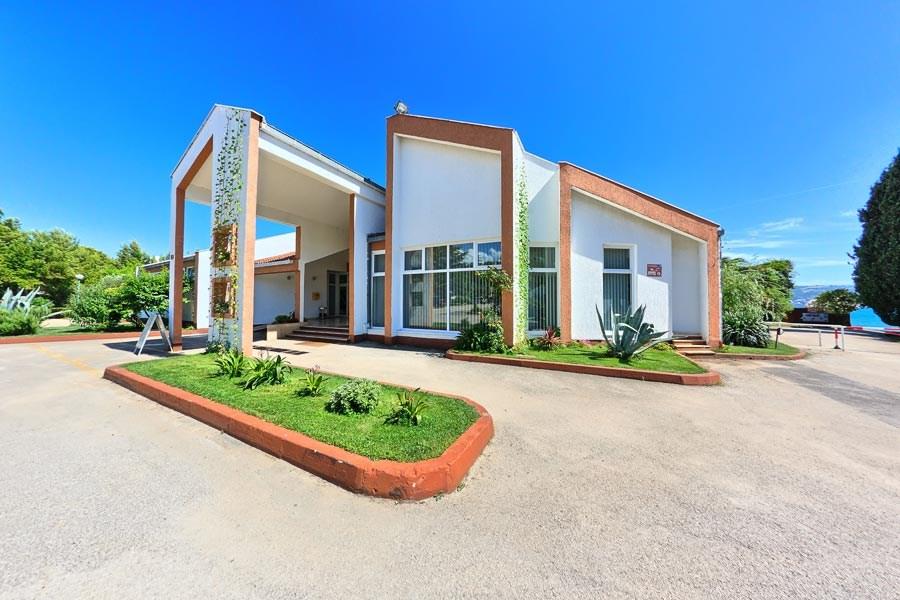 Resort RESNIK, Kaštel Štafilič