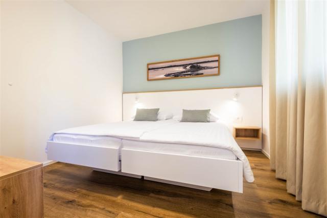 APT. 4(+2) PREMIUM