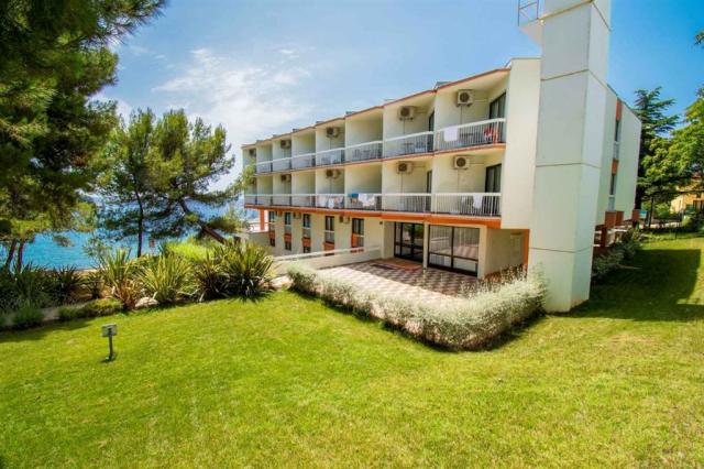 CENTINERA Resort & Camping, Banjole