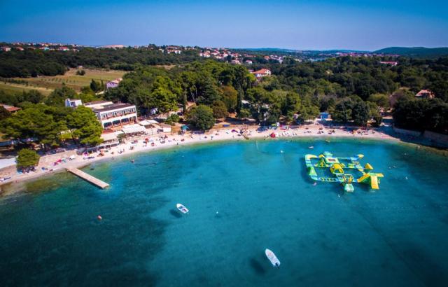 CENTINERA Resort & Camping, Banjole