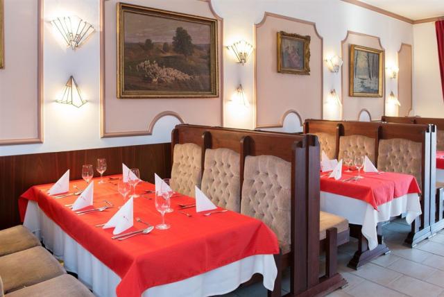 Hotel PIROSKA, Bükfürdö