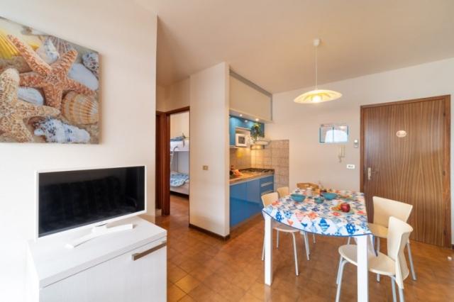 APT. 4+2 C-6