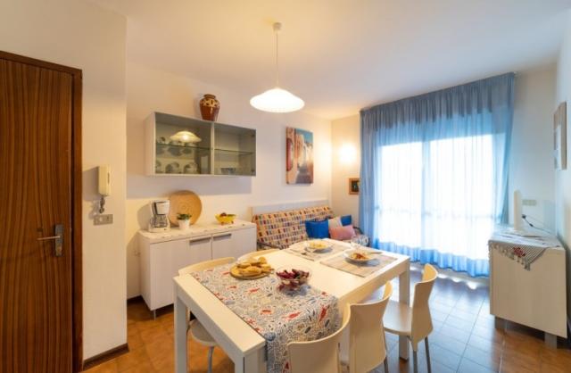 APT. 4+2 C1-6