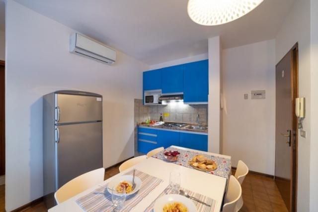 APT. 4+2 C1-6