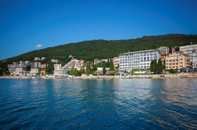 Hotel LUNGOMARE, Opatija