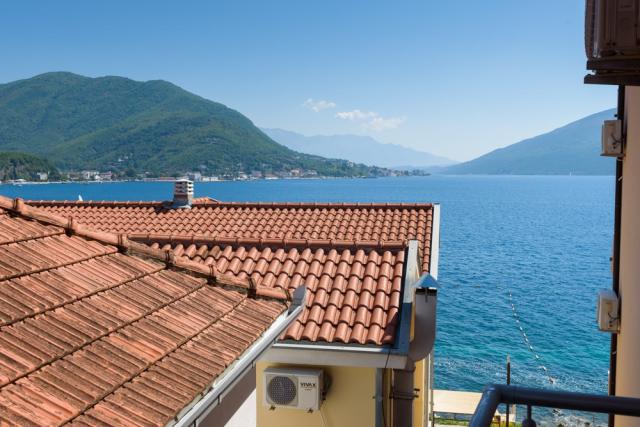 Hotel M, Herceg Novi