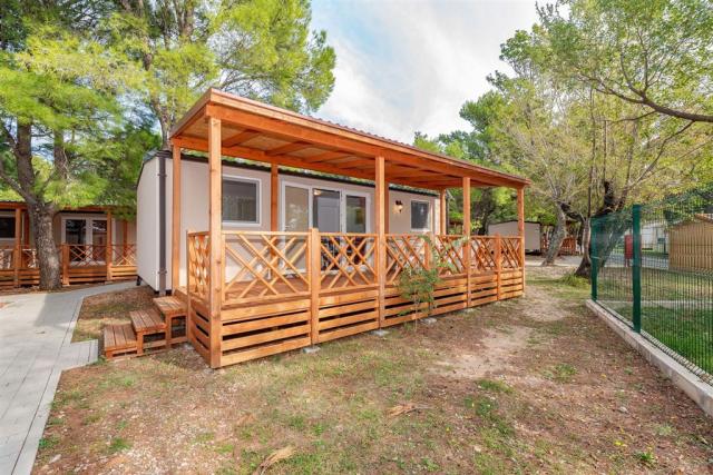 Mobilné domčeky CAMPING PAKLENICA, Chorvátsko - Severná Dalmáci