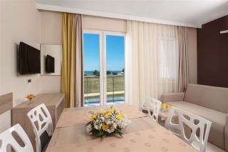 Katoro Plava Laguna