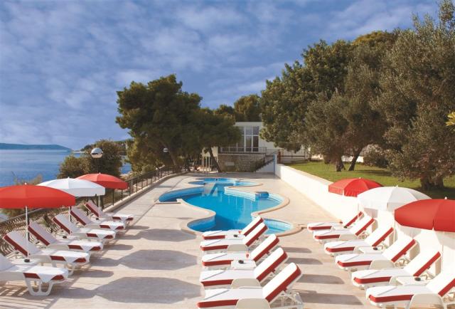 HOTEL VAL (EX. JADRAN), Trogir - Seget Donji