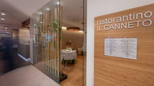 a la carte restaurace