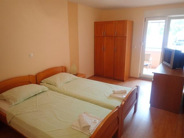 izba - 2(+0) B - PAVILON B
