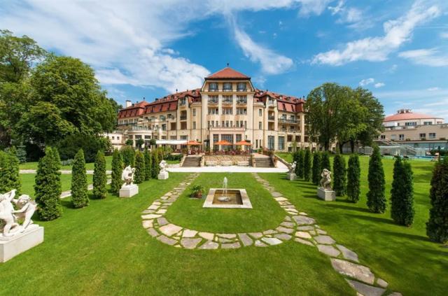 Ensana Thermia Palace Health Spa Hotel