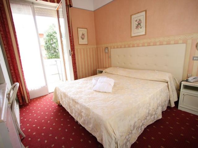 Hotel VIENNA OSTENDA, Taliansko - Emilia-Romagna - Rimini, zobr