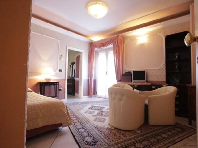 Hotel VIENNA OSTENDA, Taliansko - Emilia-Romagna - Rimini, zobr