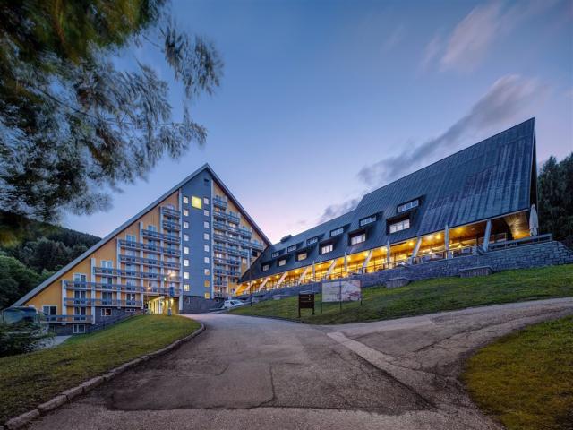 PINIA HOTEL & RESORT, Česko - Krkonoše - Špindlerův Mlýn, zobra