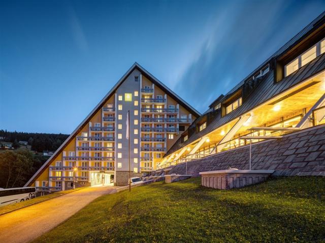 PINIA HOTEL & RESORT, Česko - Krkonoše - Špindlerův Mlýn, zobra