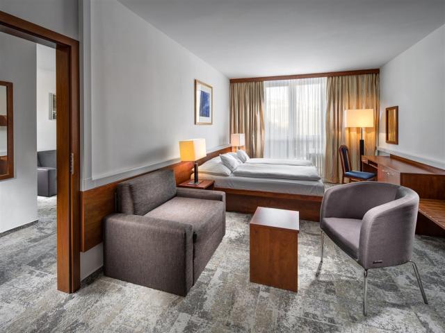PINIA HOTEL & RESORT, Česko - Krkonoše - Špindlerův Mlýn, zobra