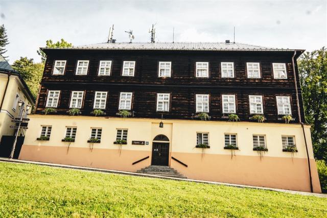 Lázně KARLOVA STUDÁNKA, Česko - Severná Morava - Karlova Studán