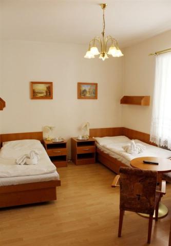 Lázně KARLOVA STUDÁNKA, Česko - Severná Morava - Karlova Studán